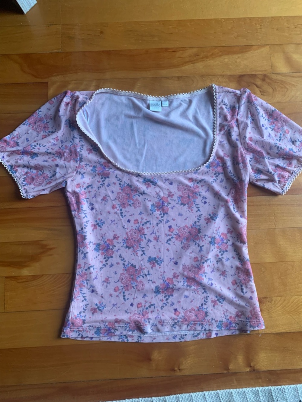 Women's Pink Floral Scoop Neck Top